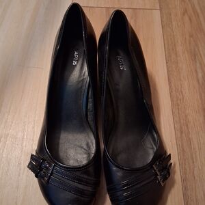 APT 9 Women's Black Slip On Heels Size 8.5 Office Shoes
